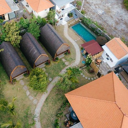 Wooden Puri Guesthouse Uluwatu Eksteriør bilde