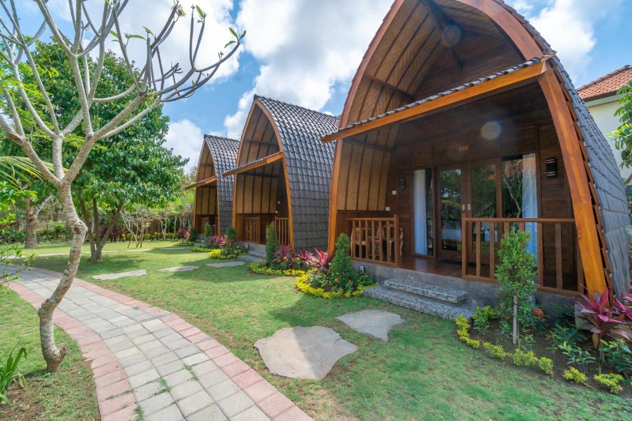 Wooden Puri Guesthouse Uluwatu Eksteriør bilde