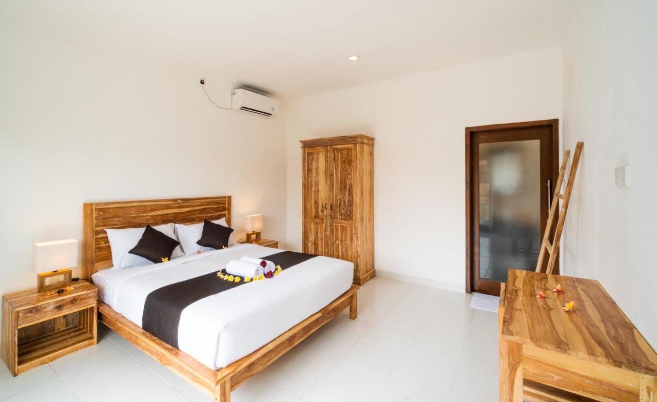 Wooden Puri Guesthouse Uluwatu Eksteriør bilde