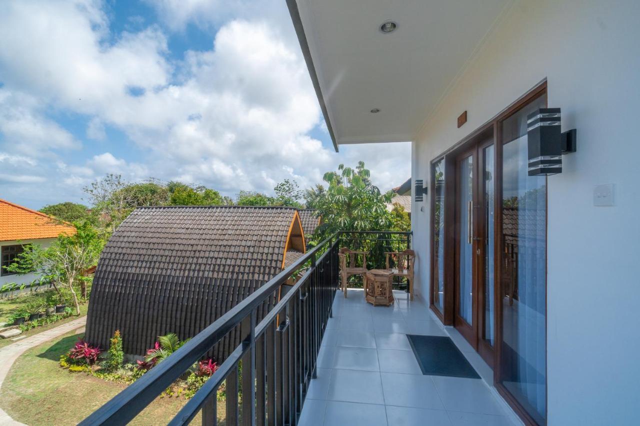 Wooden Puri Guesthouse Uluwatu Eksteriør bilde