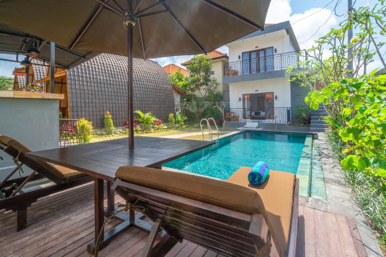 Wooden Puri Guesthouse Uluwatu Eksteriør bilde