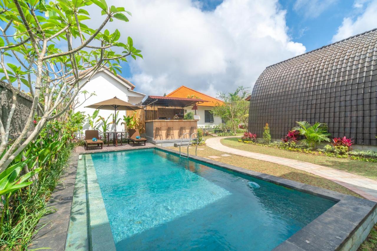 Wooden Puri Guesthouse Uluwatu Eksteriør bilde